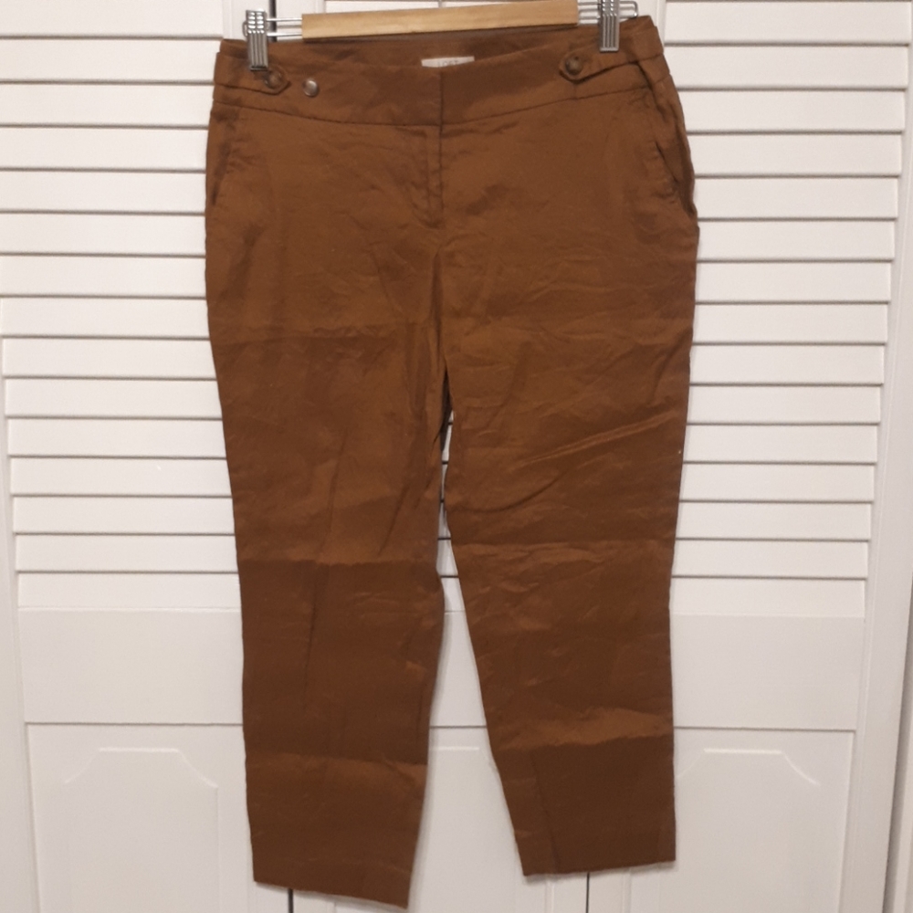 Loft linen and cotton capris. 4P
